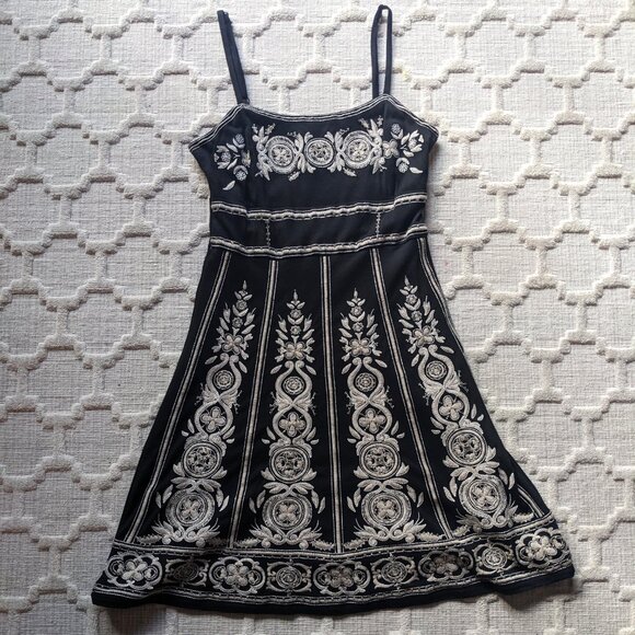 Share INC International Concepts Black and Tan Floral Embroidered Beaded Dress M - Picture 10 of 10